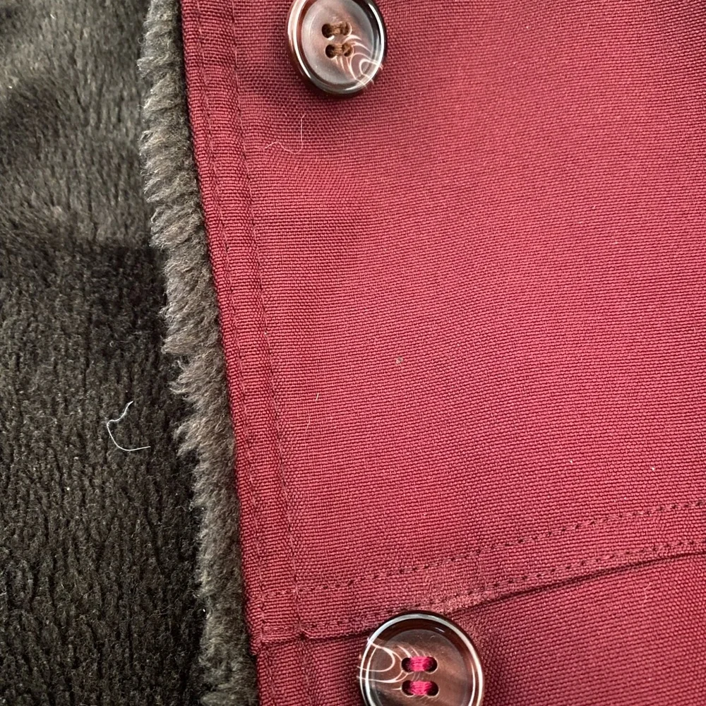 Women's ILGWU Vintage Burgundy Hooded Faux Fur Coat - Picture 6 of 16